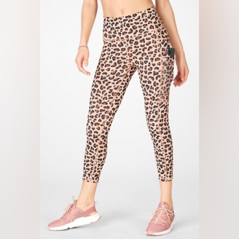 On-The-Go PowerHold® High-Waisted Capri